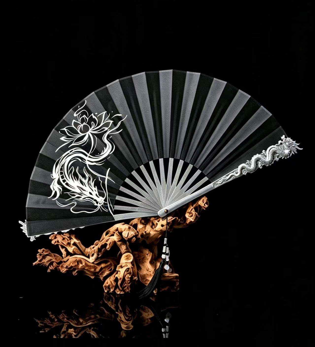 Mu Lan Shan Tang- Xuantie Dragon Fan（silvery）